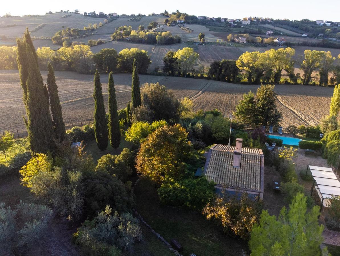Casali Marchigiani - Ville Vacanza Private Con Piscina Ostra Eksteriør bilde