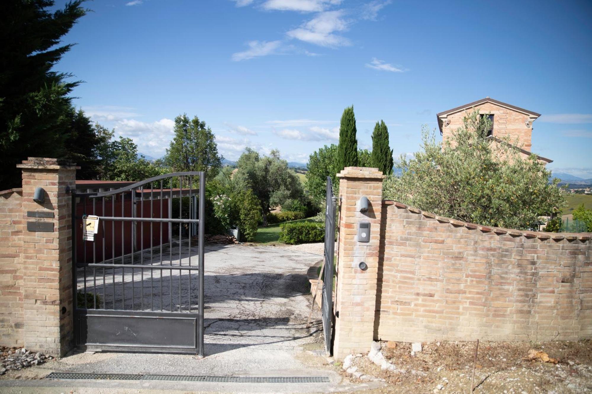 Casali Marchigiani - Ville Vacanza Private Con Piscina Ostra Eksteriør bilde